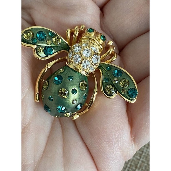 Joan Rivers Large GREEN COSMIC BEE PIN Bug Brooch Crystal Rhinestones - Picture 9 of 12